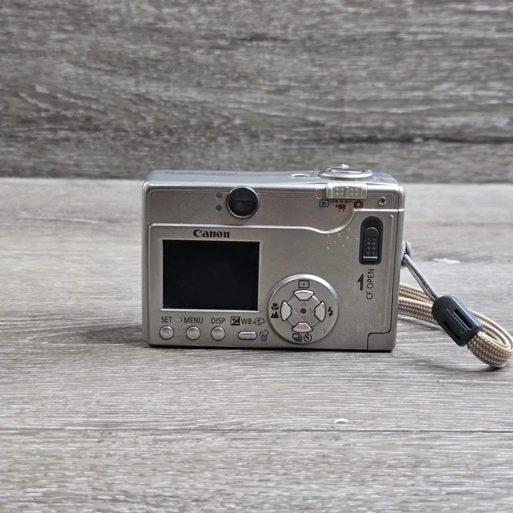 Canon PowerShot S200 Digital 2.0MP ELPH PC1022 Camera Silver Tested